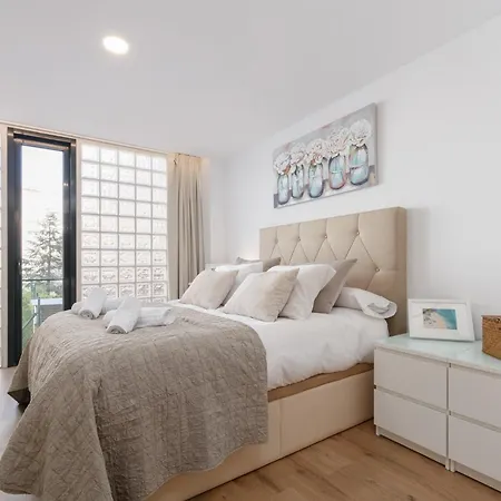 Espectacular Moderno Con Parking By Apartment Vigo